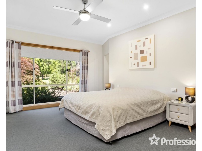 9 Gibbs Road, Healesville VIC 3777