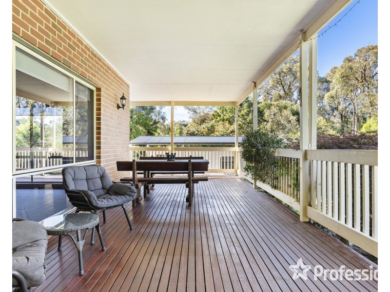 9 Gibbs Road, Healesville VIC 3777