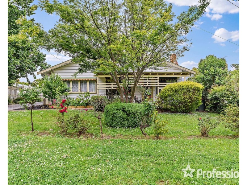 7 Trawalla Road, Croydon VIC 3136