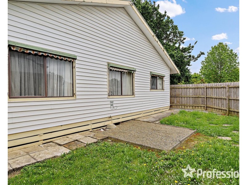 7 Trawalla Road, Croydon VIC 3136