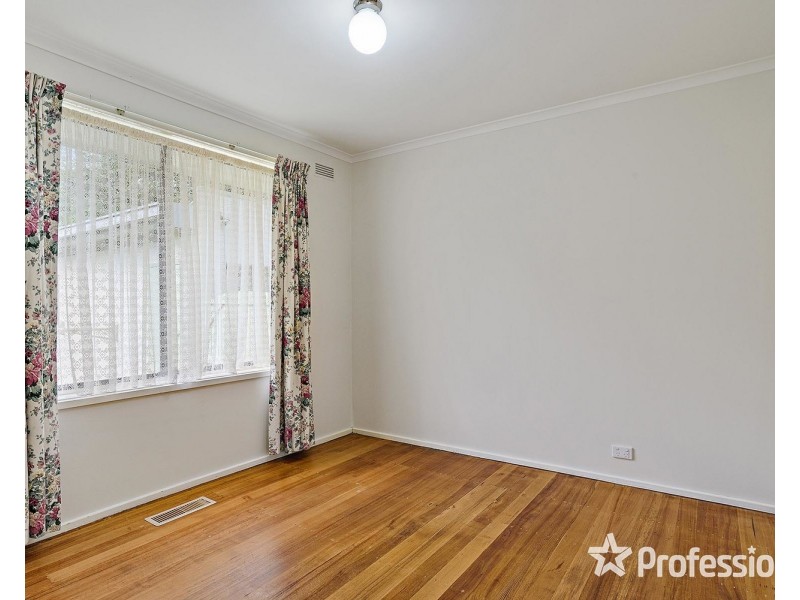 4 Priestley Crescent, Mount Evelyn VIC 3796