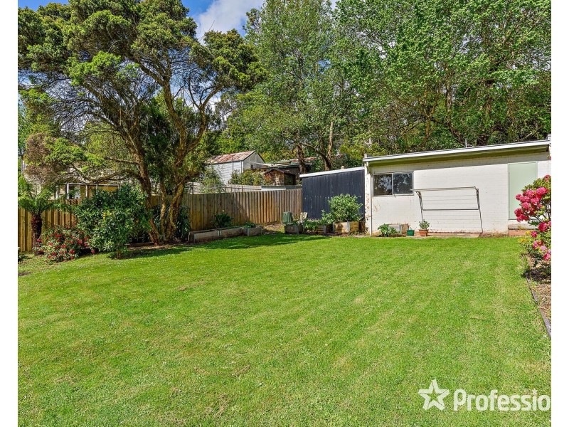 4 Priestley Crescent, Mount Evelyn VIC 3796