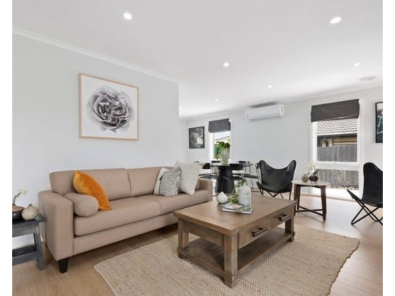 31 Blacksprings Road, Chirnside Park VIC 3116