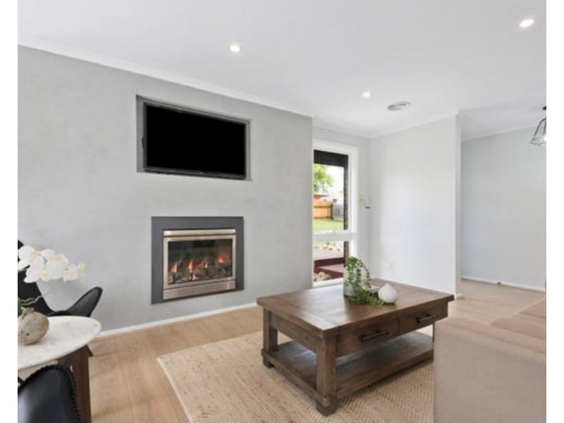 31 Blacksprings Road, Chirnside Park VIC 3116