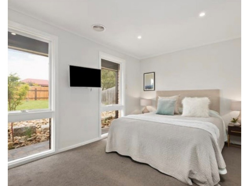 31 Blacksprings Road, Chirnside Park VIC 3116