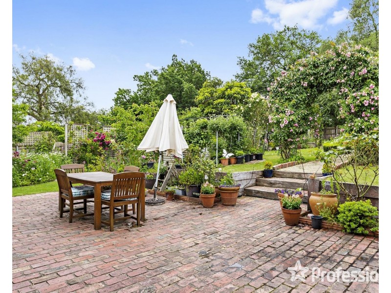 11 George Street, Lilydale VIC 3140