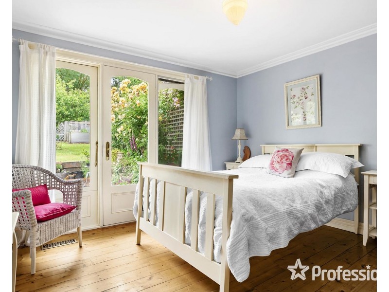 11 George Street, Lilydale VIC 3140