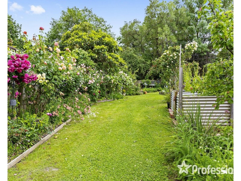 11 George Street, Lilydale VIC 3140