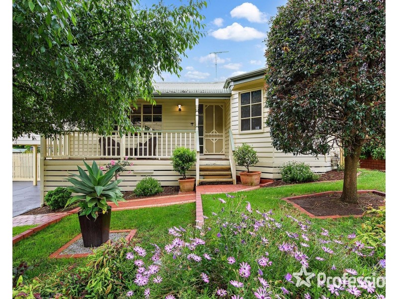 31 Bristol Crescent, Lilydale VIC 3140