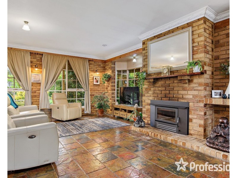 21 Anderson Road, Healesville VIC 3777