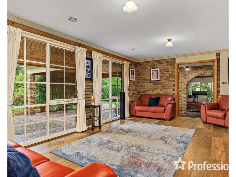 21 Anderson Road, Healesville VIC 3777