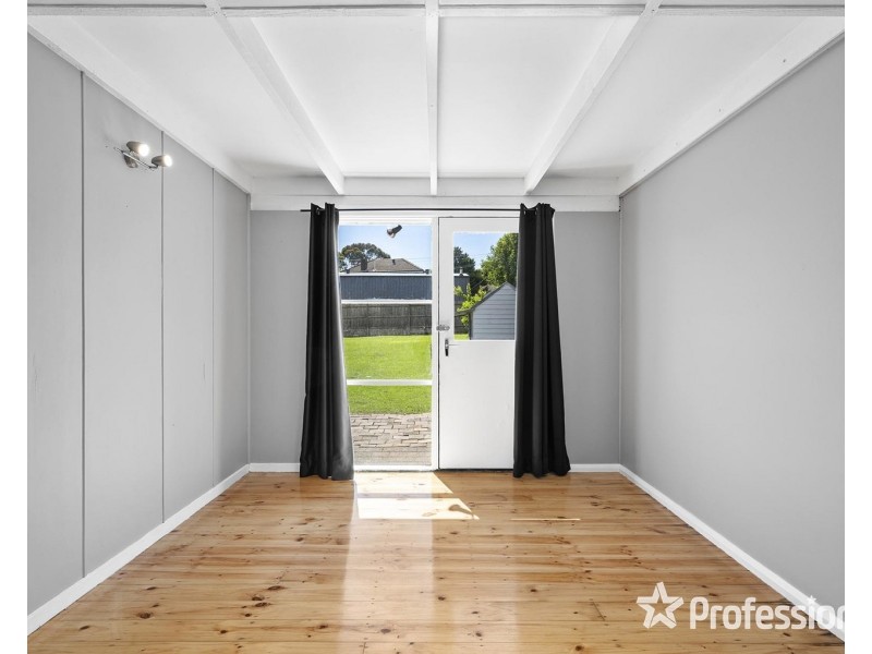9 McFadzean Street, Coldstream VIC 3770