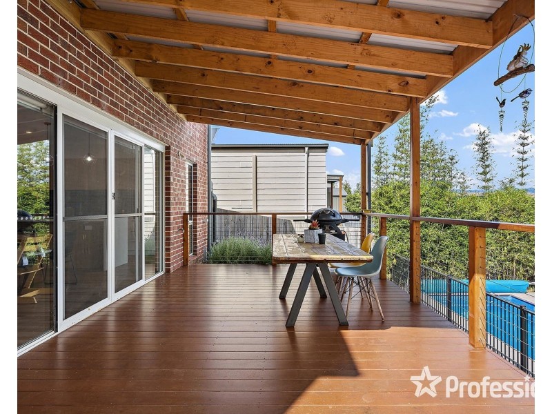 2B Frances Avenue, Yarra Glen VIC 3775