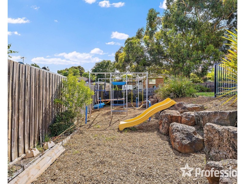 2B Frances Avenue, Yarra Glen VIC 3775