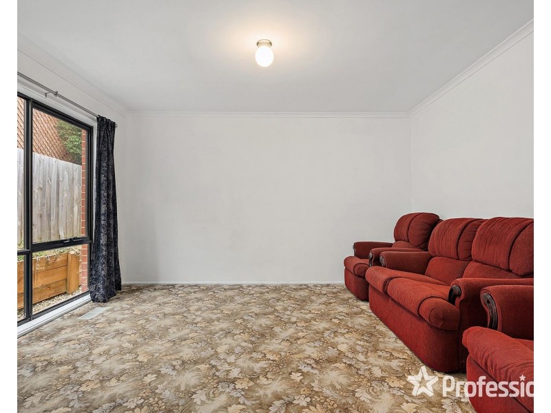 18 Pinnacle Rise, Lilydale VIC 3140