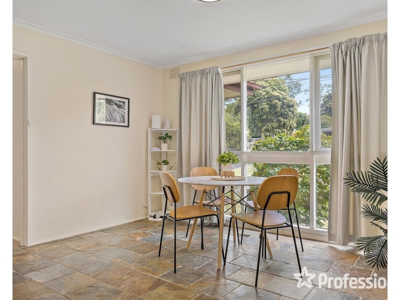 22 McDermott Avenue, Mooroolbark VIC 3138