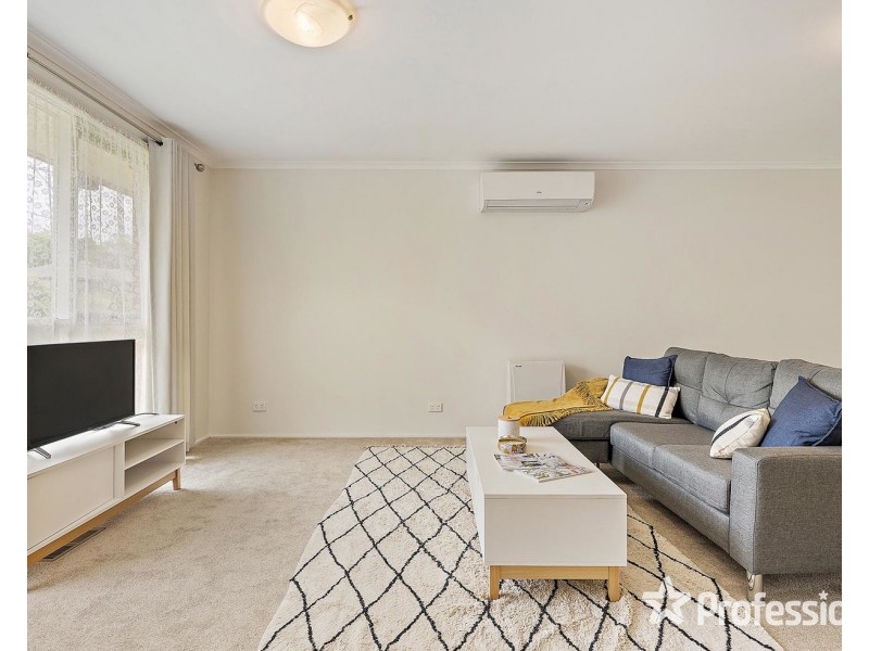 22 McDermott Avenue, Mooroolbark VIC 3138