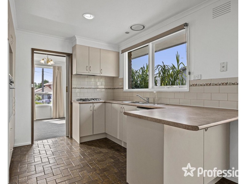4 Woodpecker Pass, Chirnside Park VIC 3116