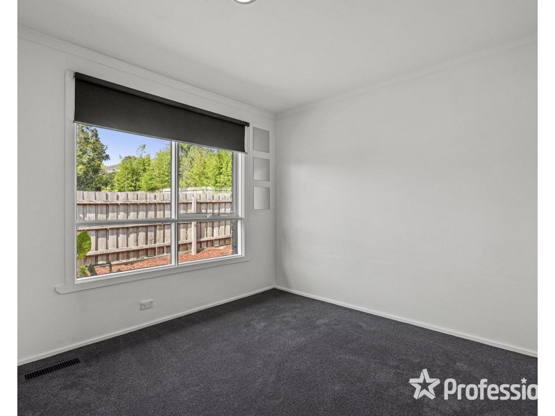 4 Woodpecker Pass, Chirnside Park VIC 3116