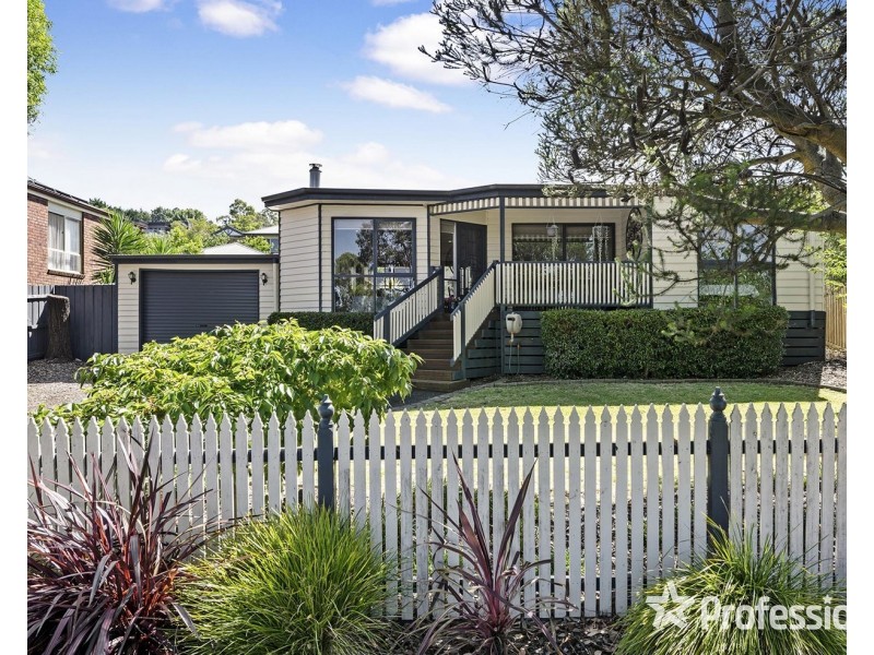 27 David Road, Lilydale VIC 3140