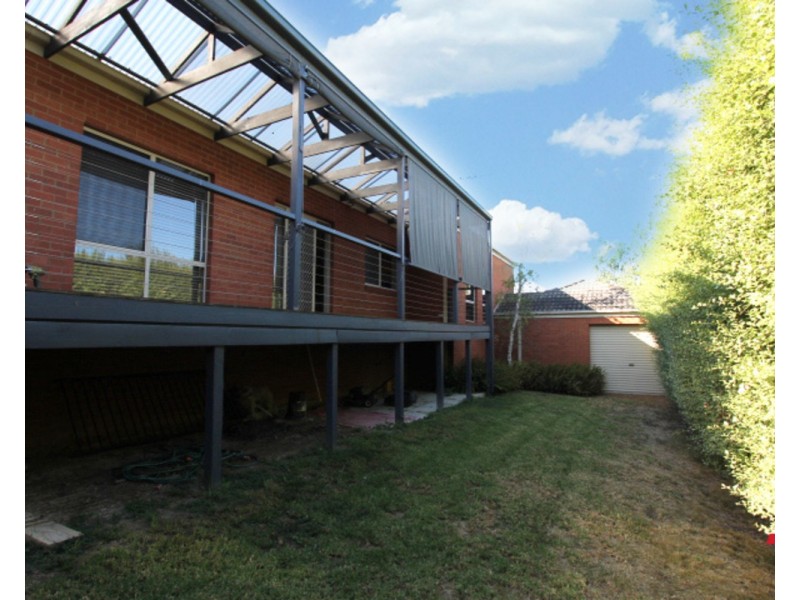 11 Darnley Way, Mooroolbark VIC 3138