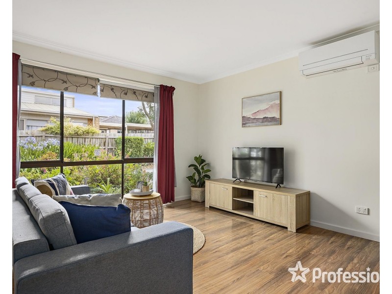 1/75 Cave Hill Road, Lilydale VIC 3140