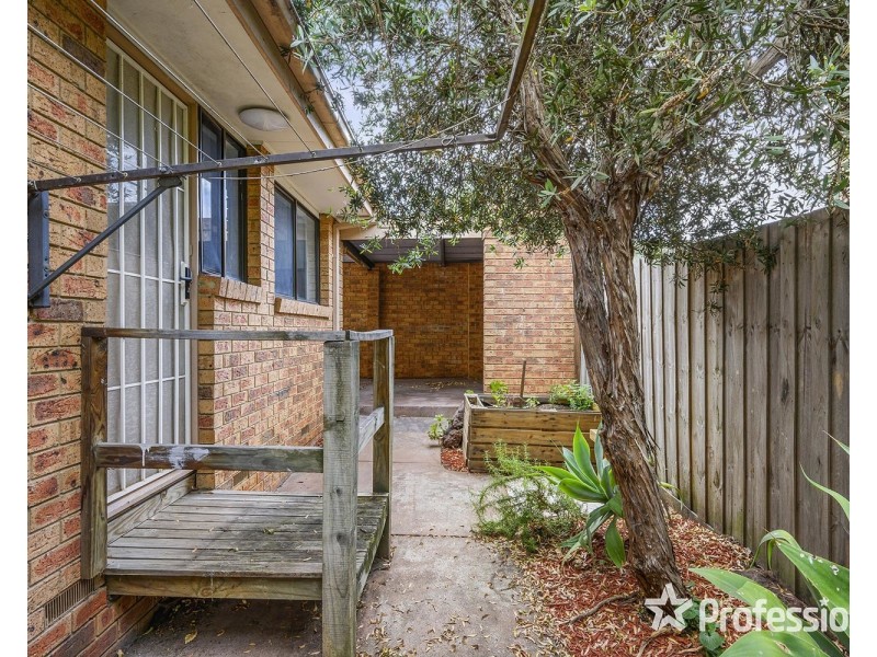 1/75 Cave Hill Road, Lilydale VIC 3140