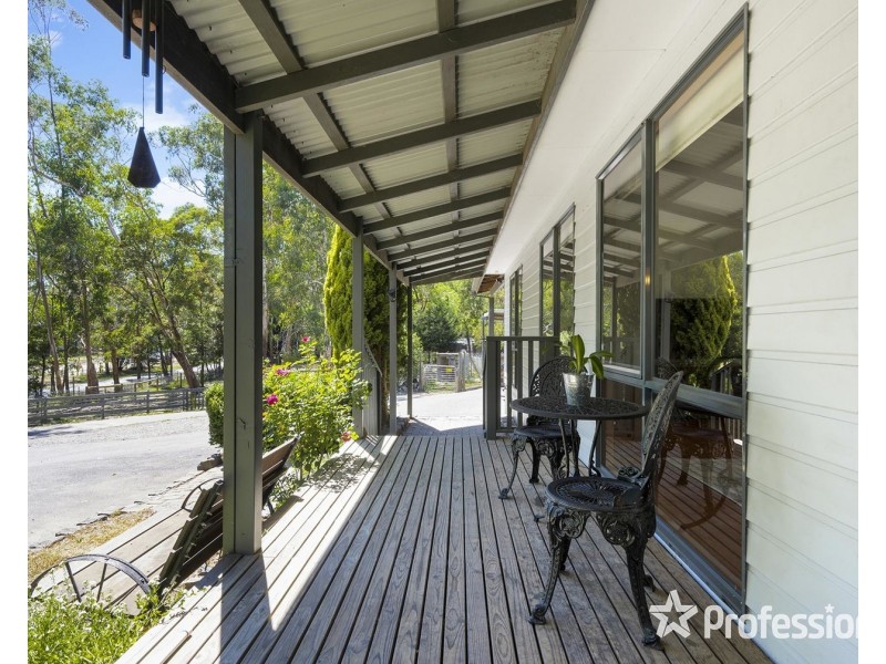 36 Juliet Avenue, Healesville VIC 3777
