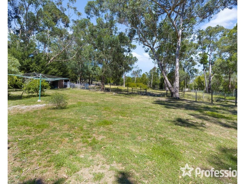 36 Juliet Avenue, Healesville VIC 3777