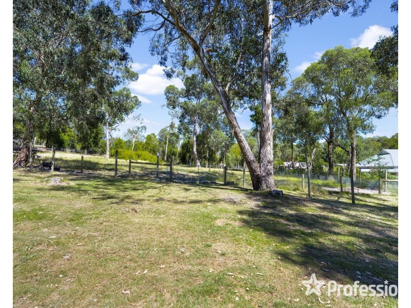 36 Juliet Avenue, Healesville VIC 3777