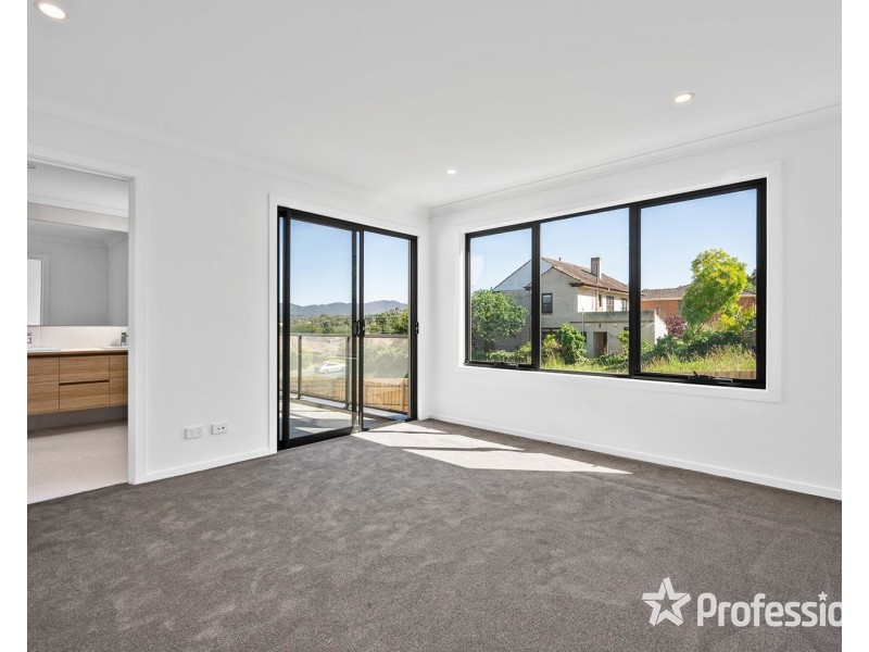 4/19 Maroondah (Assunta Place) Highway, Lilydale VIC 3140