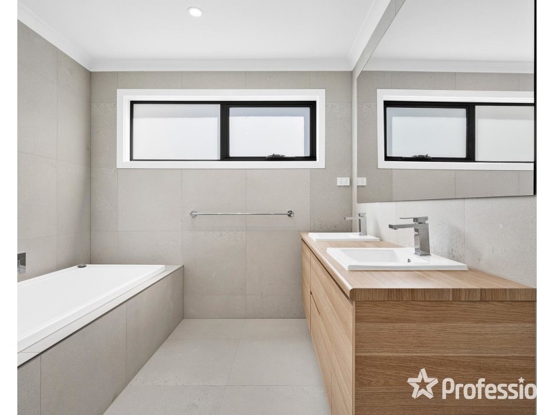 4/19 Maroondah (Assunta Place) Highway, Lilydale VIC 3140