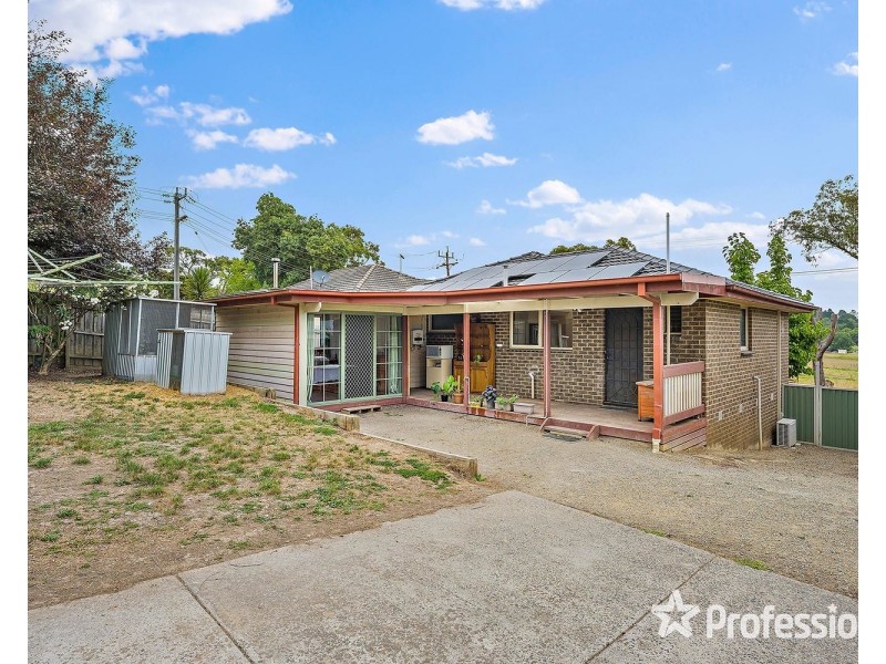 26 Connors Flat Road, Wandin North VIC 3139