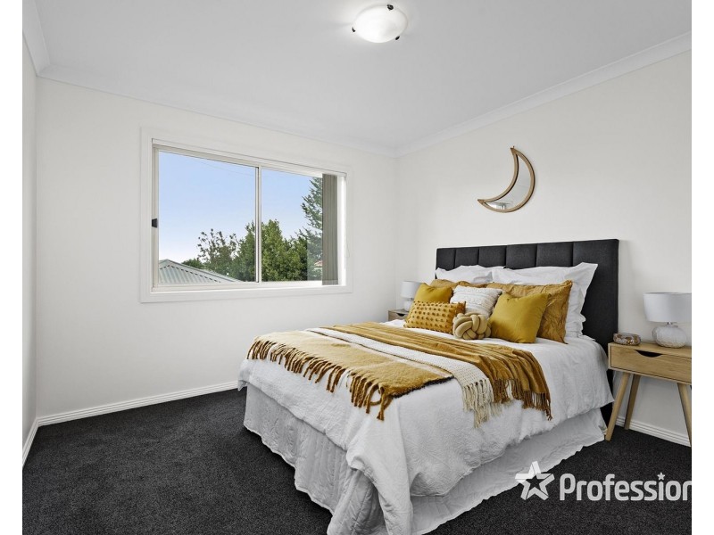 4/59 Old Melbourne Road, Chirnside Park VIC 3116
