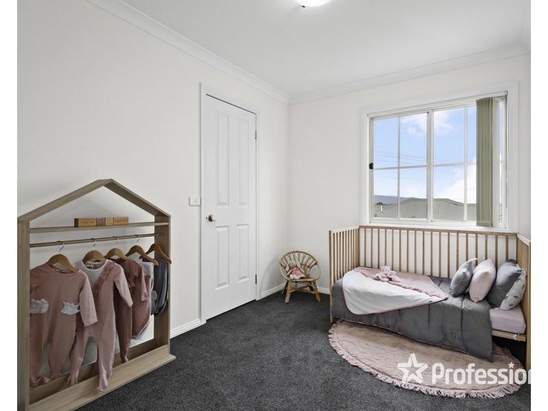 4/59 Old Melbourne Road, Chirnside Park VIC 3116