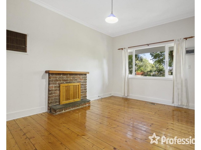 24 Bailey Road, Mount Evelyn VIC 3796