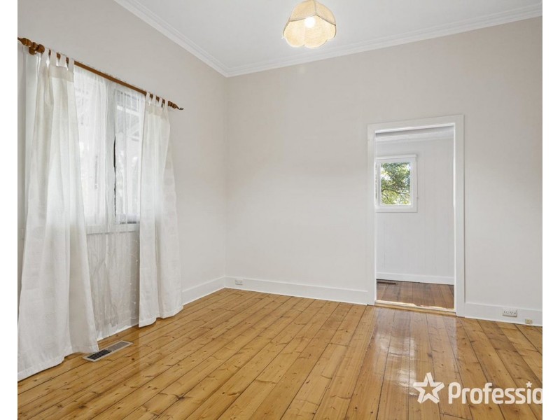 24 Bailey Road, Mount Evelyn VIC 3796