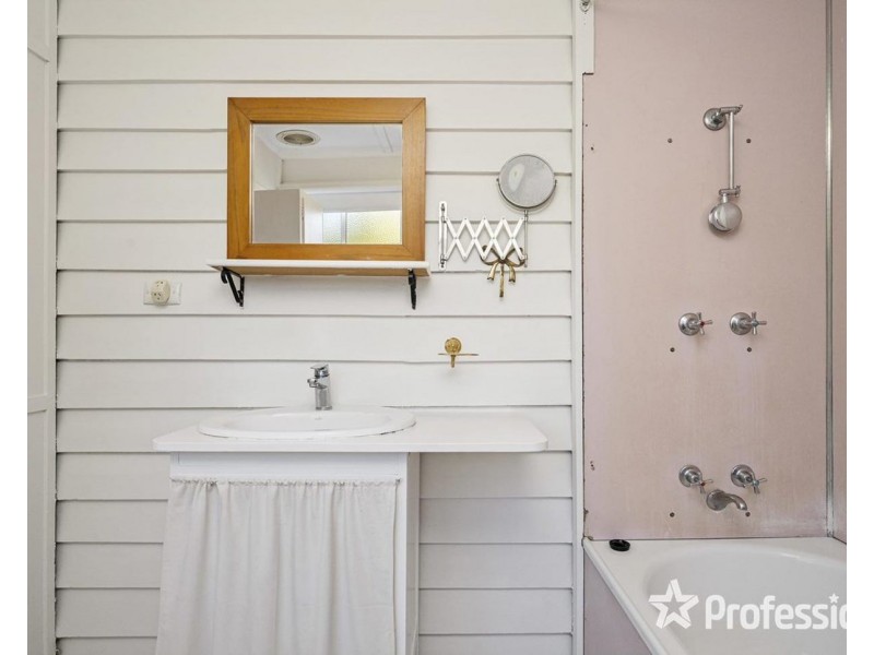 24 Bailey Road, Mount Evelyn VIC 3796