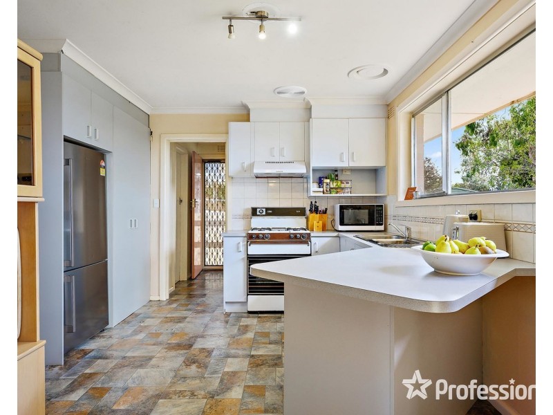 171 Manchester Road, Mooroolbark VIC 3138