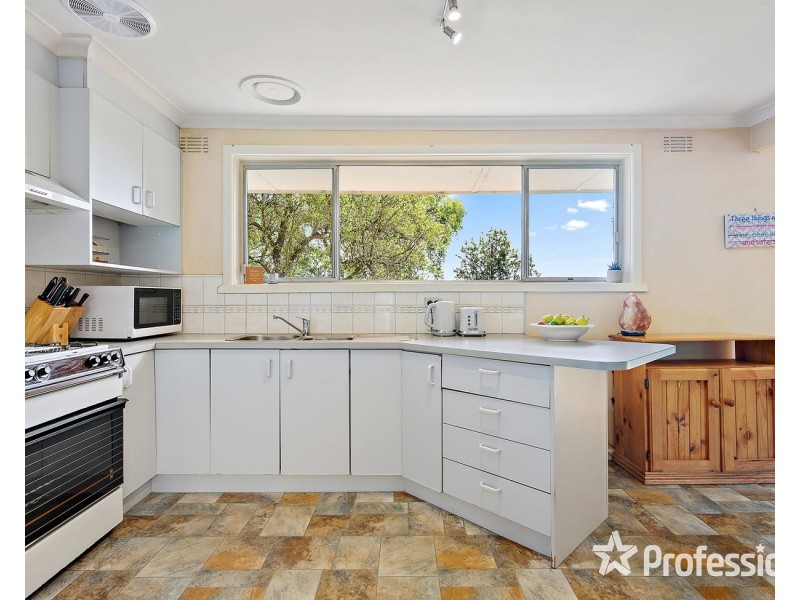 171 Manchester Road, Mooroolbark VIC 3138