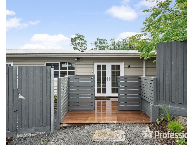 5 Coral Close, Lilydale VIC 3140