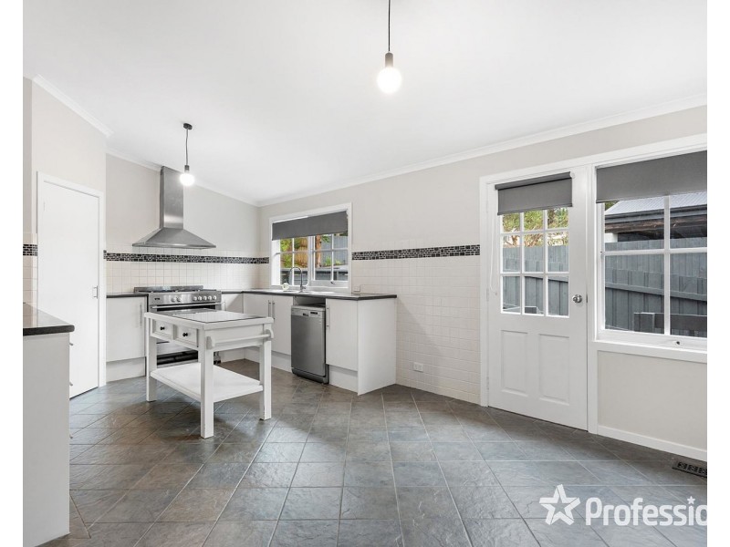 5 Coral Close, Lilydale VIC 3140