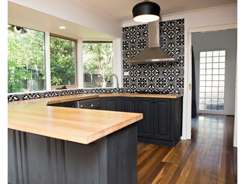 15 Graneby Rise, Mount Evelyn VIC 3796