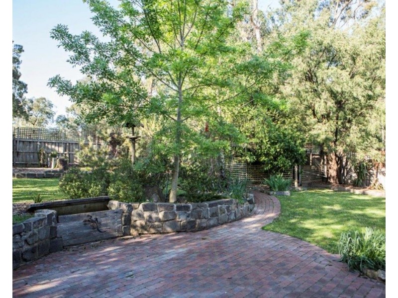 15 Graneby Rise, Mount Evelyn VIC 3796