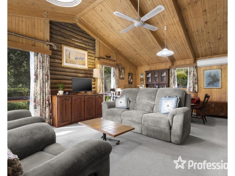 1A Centre Grove, Healesville VIC 3777