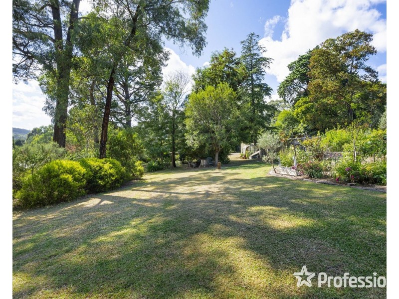 1A Centre Grove, Healesville VIC 3777