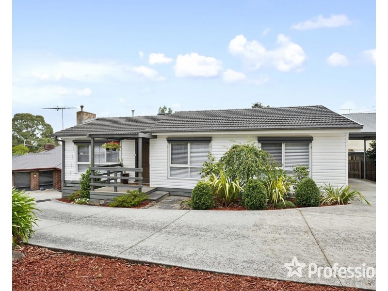 7 Carawa Street, Mooroolbark VIC 3138