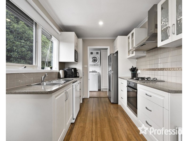 7 Carawa Street, Mooroolbark VIC 3138
