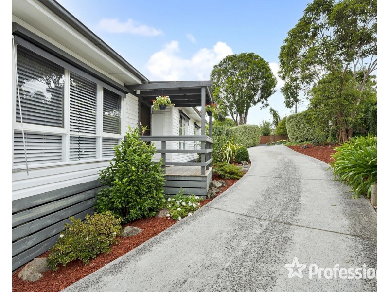 7 Carawa Street, Mooroolbark VIC 3138