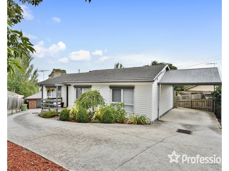7 Carawa Street, Mooroolbark VIC 3138
